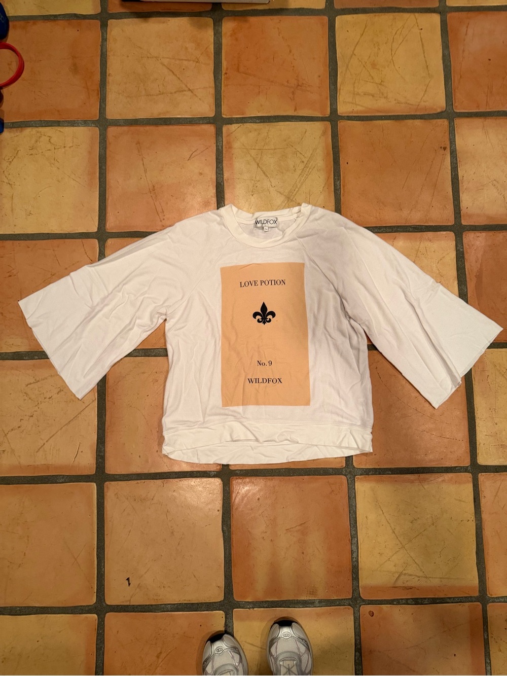 Wildfox White Long Sleeve/Sweater